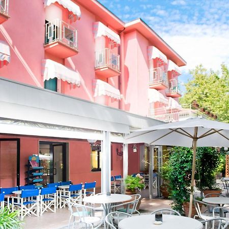 Hotel Villa Rosa Cesenatico Luaran gambar