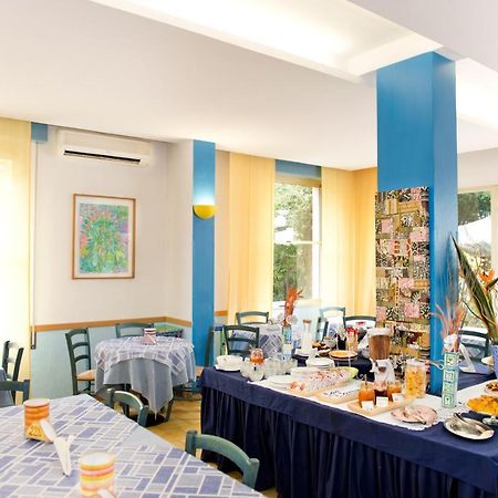 Hotel Villa Rosa Cesenatico Luaran gambar