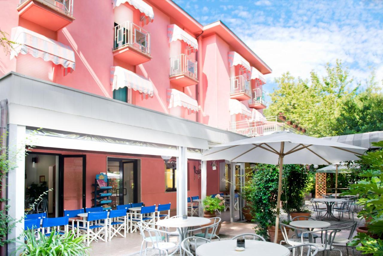 Hotel Villa Rosa Cesenatico Luaran gambar