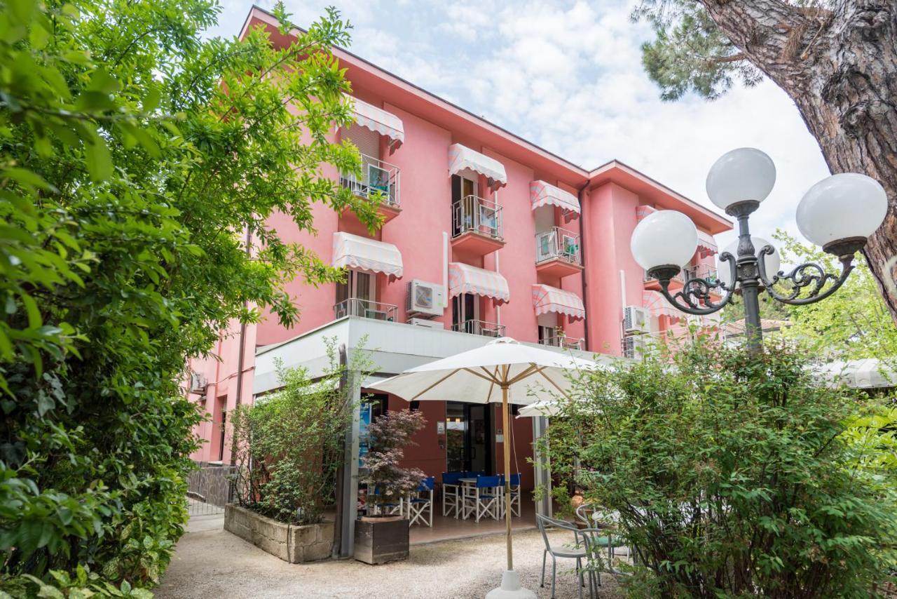 Hotel Villa Rosa Cesenatico Luaran gambar
